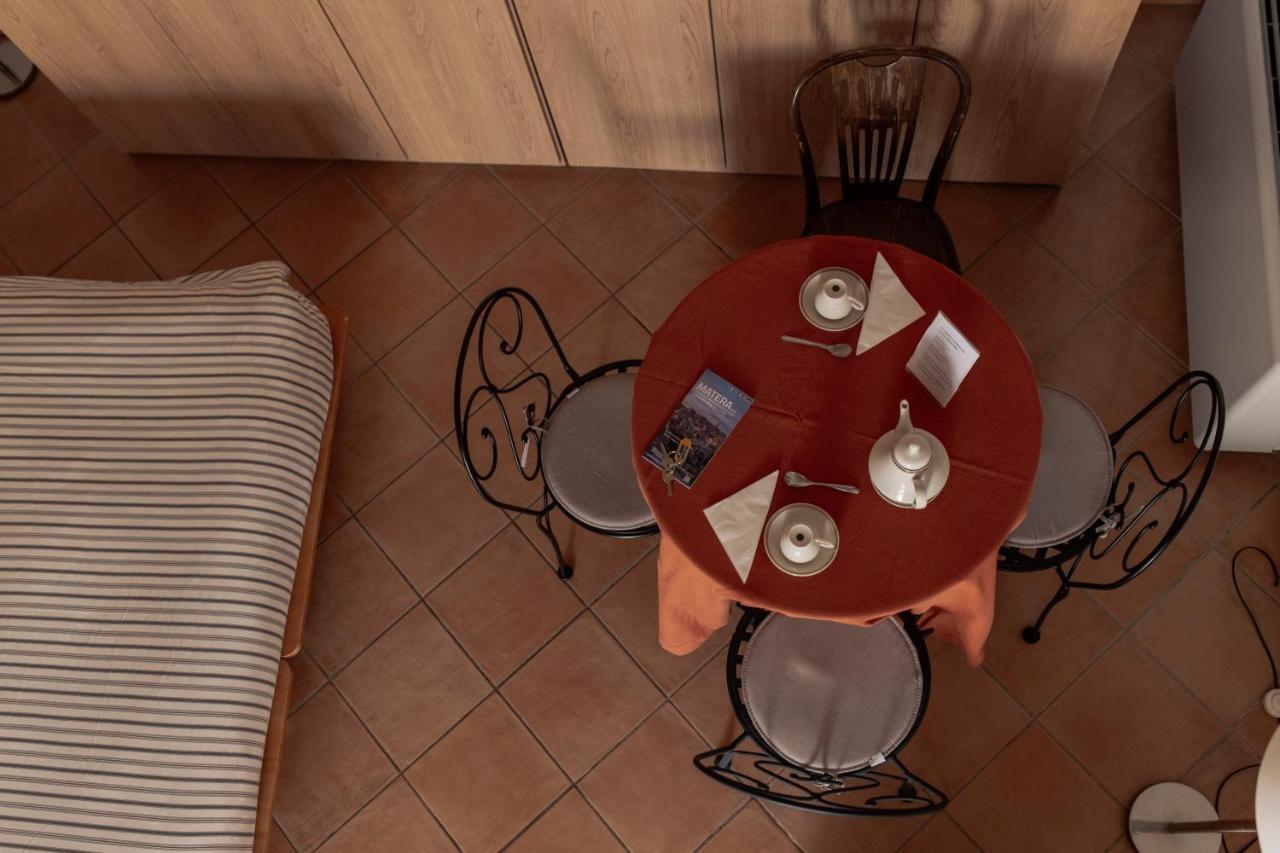 Il Vicinato, Casa Vacanza Immersa Nel Cuore Dei Sassi Matera Luaran gambar