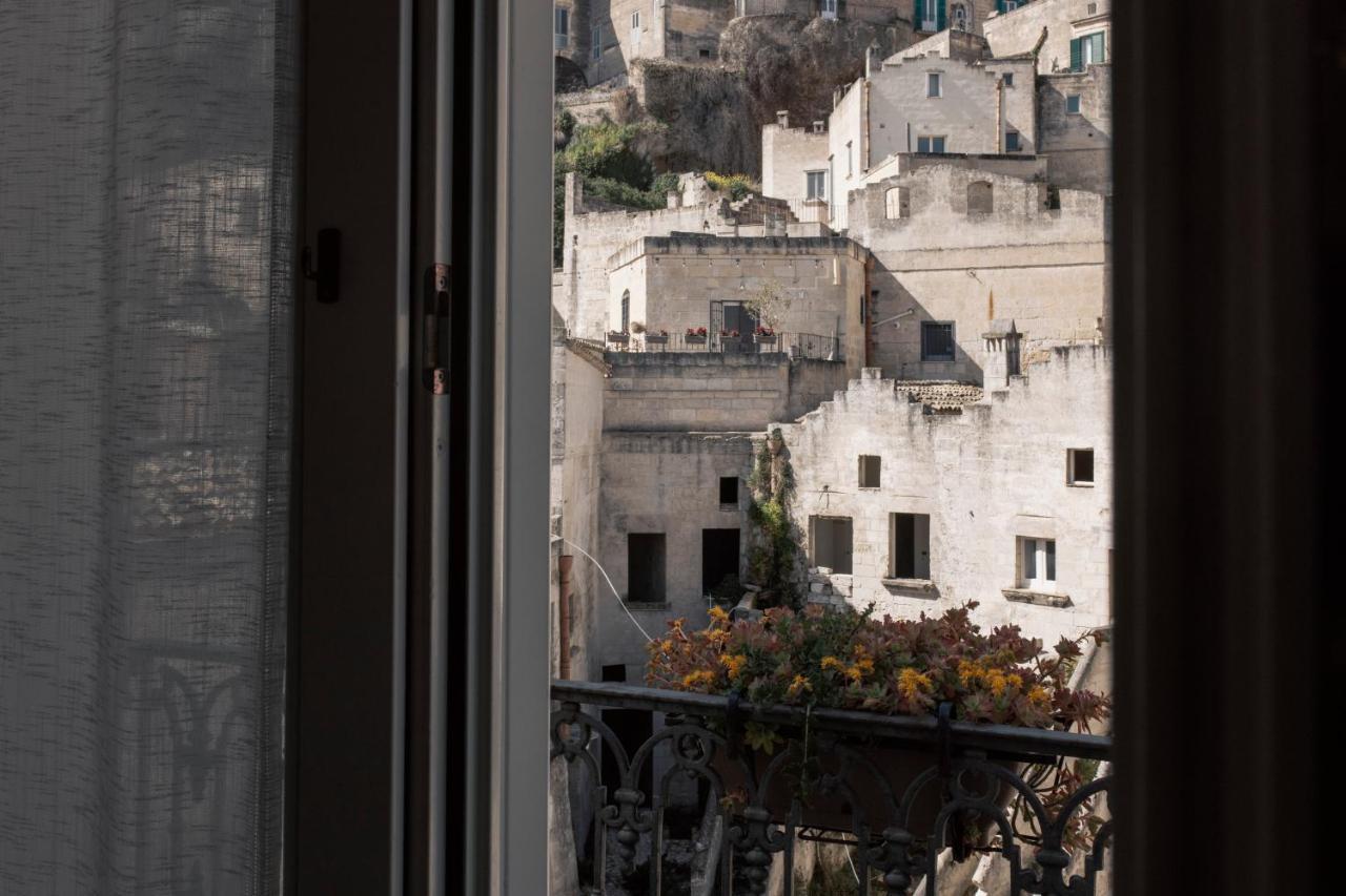 Il Vicinato, Casa Vacanza Immersa Nel Cuore Dei Sassi Matera Luaran gambar